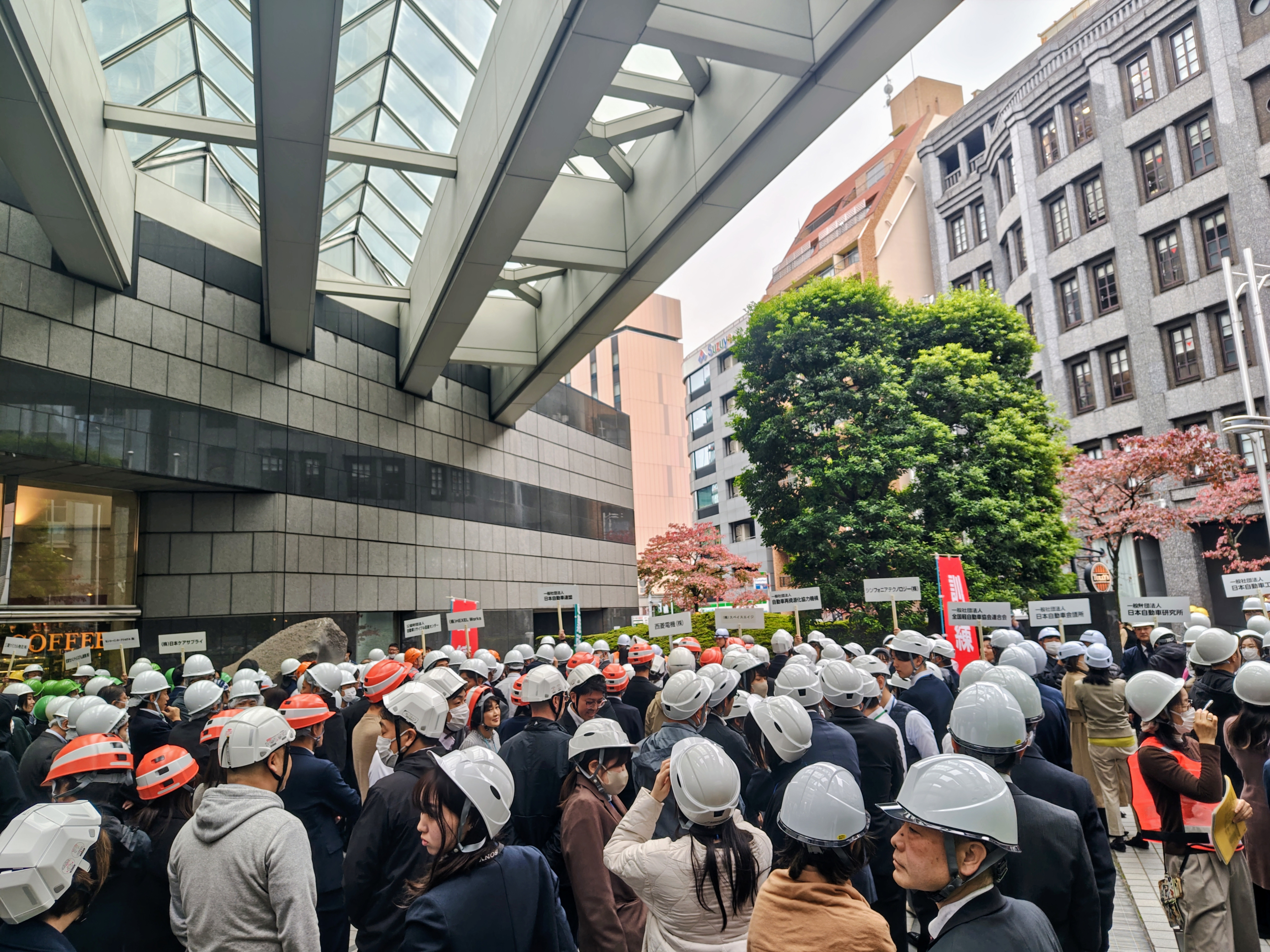 日本自動車会館で「全館防災訓練」　今年も500人が参加