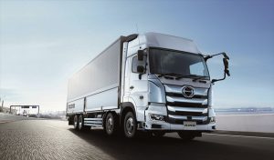 日野自動車、第45回東京モーターショー2017に 新型日野プロフィア、日野ポンチョEVなど５台を出展