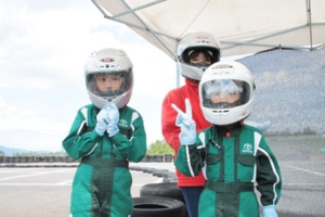 京都トヨペット　モータースポーツ体感　ファミリーカート体験