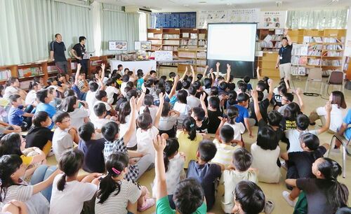 豊田自動織機、小学校で「未来のくるま学習」開く　自動車産業の仕事など紹介