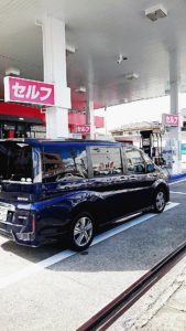 セルフ給油所　１万ヵ所を突破、競争激化、人手不足背景に成長