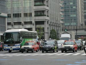 鉄道・バス・タクシー組み合わせ　定額制サービス検討　国交省