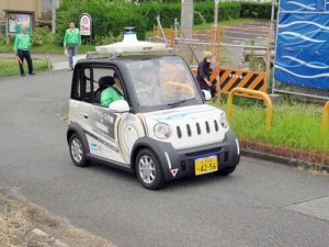 堺市が自動運転（レベル２）実験を開始、高齢化進む泉北ニュータウンで、２人乗り超小型電動モビリティ　１０分間隔で団地内往復
