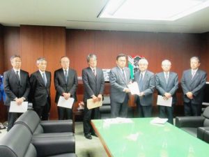 自賠責考える会、安全特会への繰り戻し　国交相に要望書