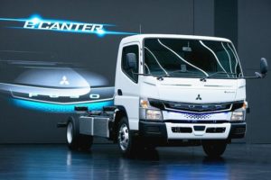 三菱ふそう、電気小型トラック「ｅキャンター」　安全装備標準化