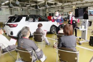 富山ダイハツ　高齢者の事故低減へ「健康安全運転講座」を開催