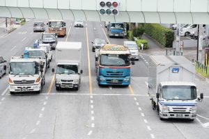 政府の「総合物流施策大綱」　全事業者でデジタル技術導入