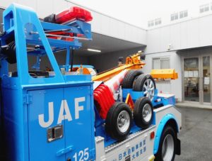ＪＡＦ大阪と自販連大阪　タイヤ貸し出しサービス拡充