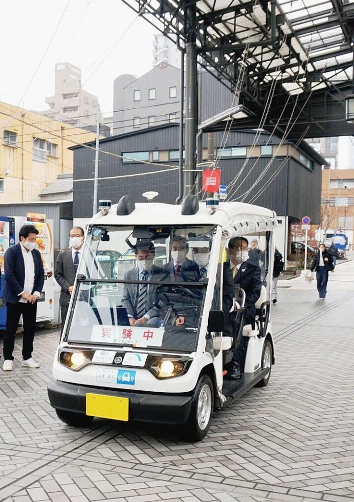 名古屋大　自動運転車「ゆっくりカート」、商店街で実証実験