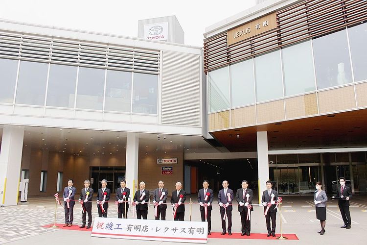 トヨタモビリティ東京　有明にトヨタ・レクサス併設、同じ建物内に２店舗同居
