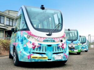 国交省　自動運転バス実現へ道路インフラ支援システム、全国28自治体が構築