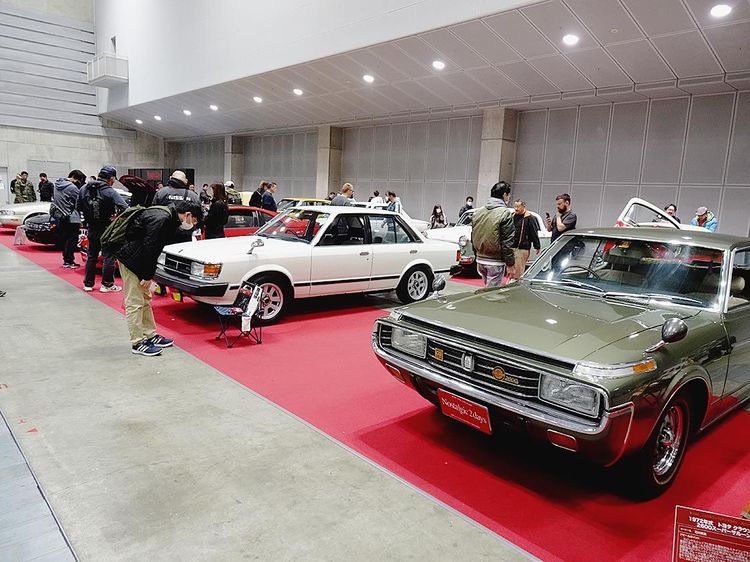 旧車展示イベント「ノスタルジック２デイズ」　30～50年前の260台並ぶ