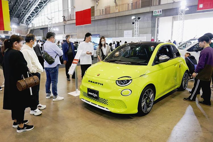 「金沢輸入車ショウ」　石川応援フェアも併催