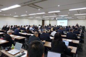 日本自動車会議所　「会員研修会」第300回記念、内山田会長が講演