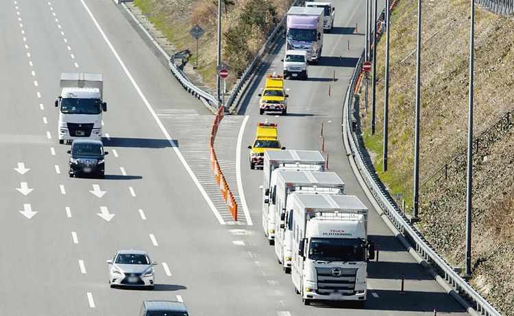 政府、「自動運転サービス支援道」高速道に整備　33年度までに東北から九州
