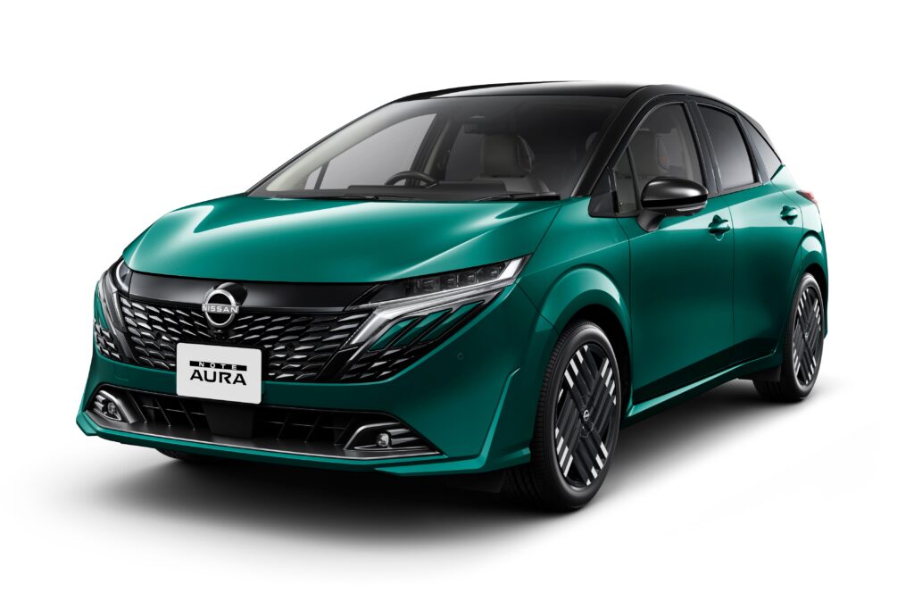 日産　「ノートオーラ」一部改良、90周年記念車も設定