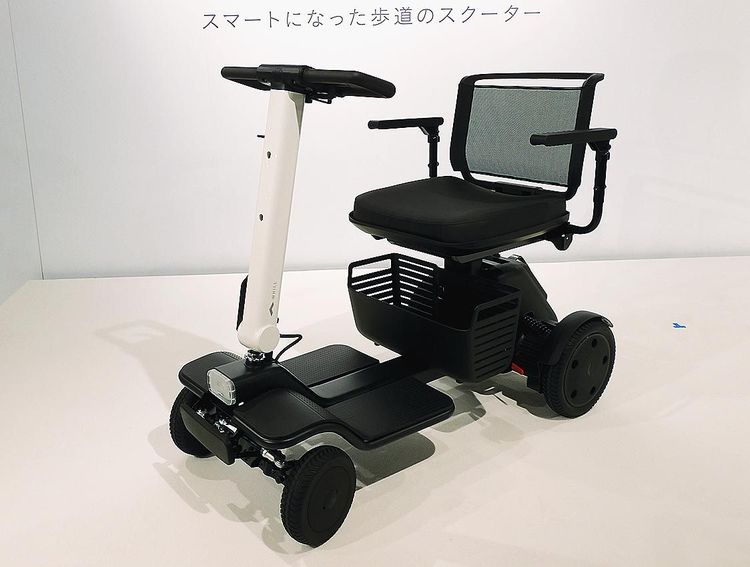 ウィル　脱着式バッテリー採用、スクーター型モビリティ発売