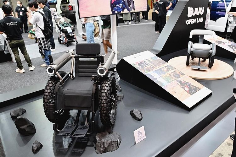 福祉機器展に自動車メーカーも出展　自由な移動にモビリティや技術提案