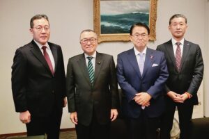 愛知県知事　自民税調会長へ自動車税制抜本見直し要望