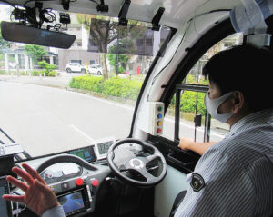 政府、次期交通政策基本計画　今後5年で自動運転車両1万台　タクシーやバスに導入