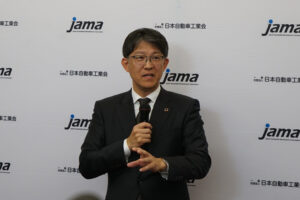〈会見概要〉日本自動車工業会、佐藤恒治会長（トヨタ社長）　「2026年のキーワードは国際競争力」
