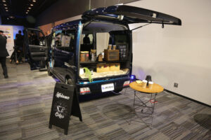 軽商用EV、市場のポテンシャルは？　ダイハツは個人事業主にターゲット　長期リースで需要開拓