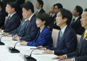 米関税の自動車影響が緩和、2月経済報告　企業収益、11カ月ぶり上方修正