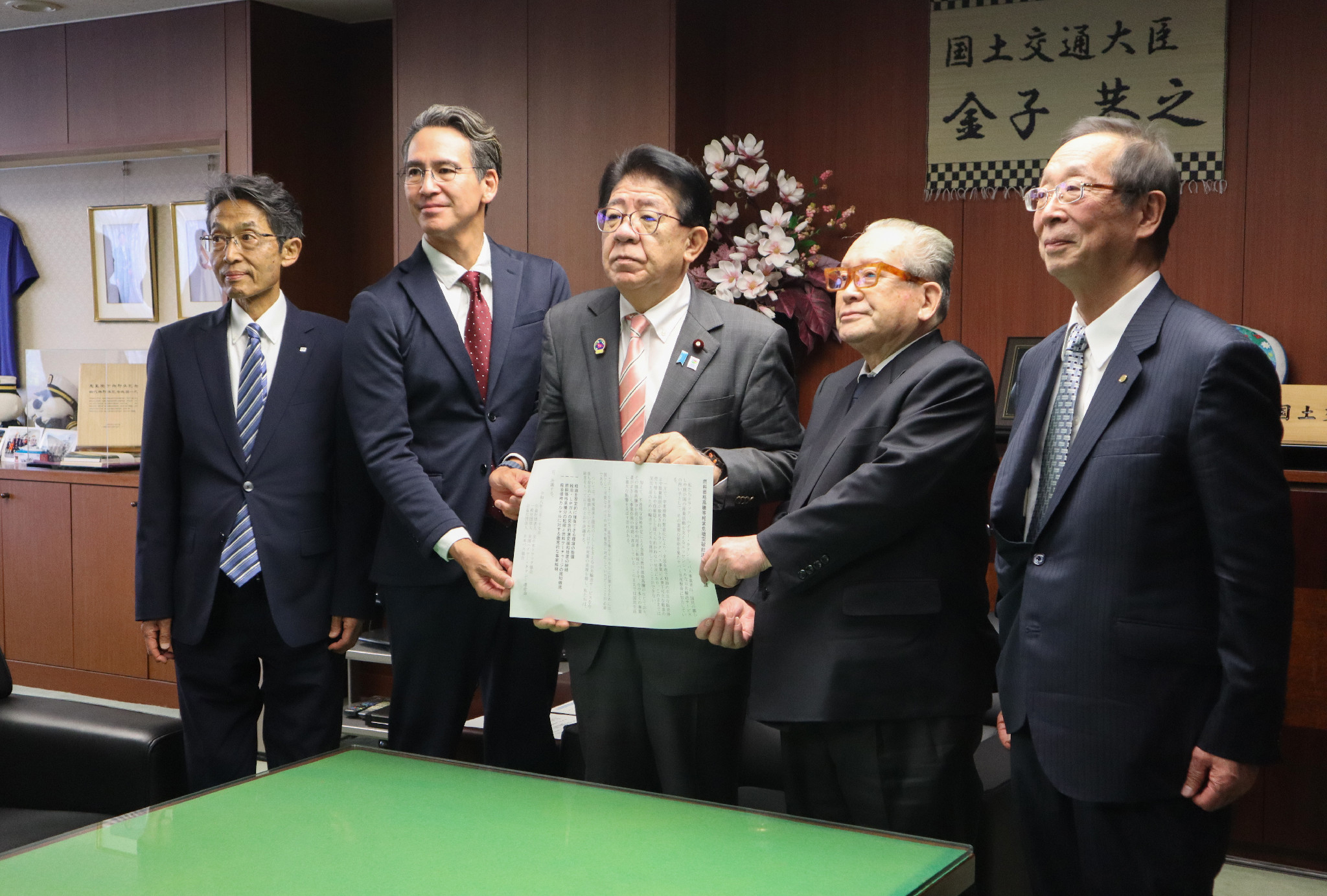 軽油の安定確保など政府に要望　供給制限受け、トラック・バス・タクシー3業界団体