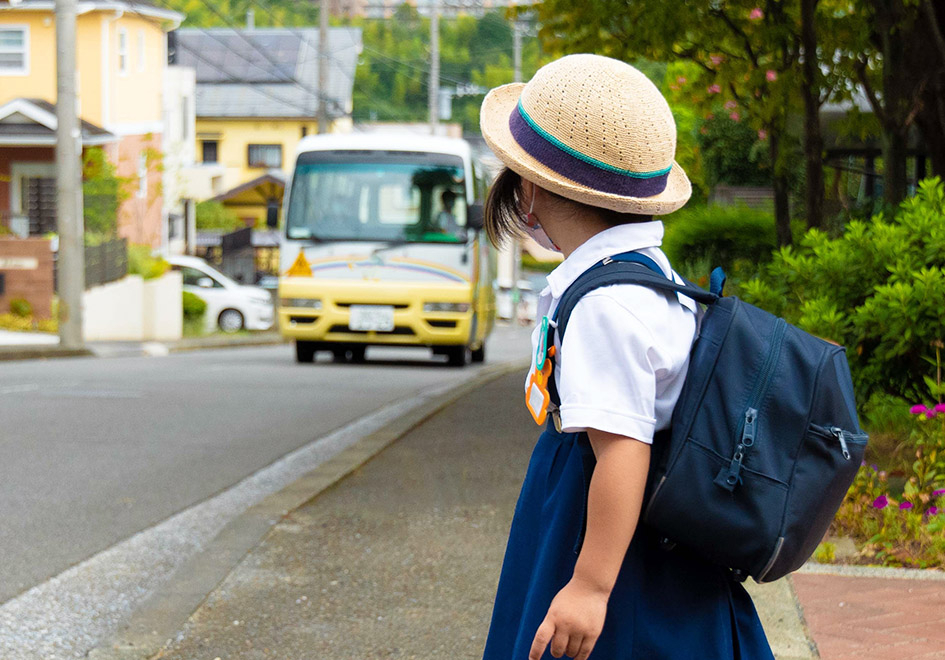 政府、交通空白解消へ法改正を閣議決定　スクールバスや病院送迎車などを活用