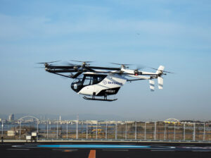 政府、「空飛ぶクルマ」4月にもロードマップ　得意のマルチコプター型で海外市場を開拓