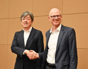 SDVで縮まる自動車メーカーと半導体メーカーの距離　1社への過度な依存はリスクも