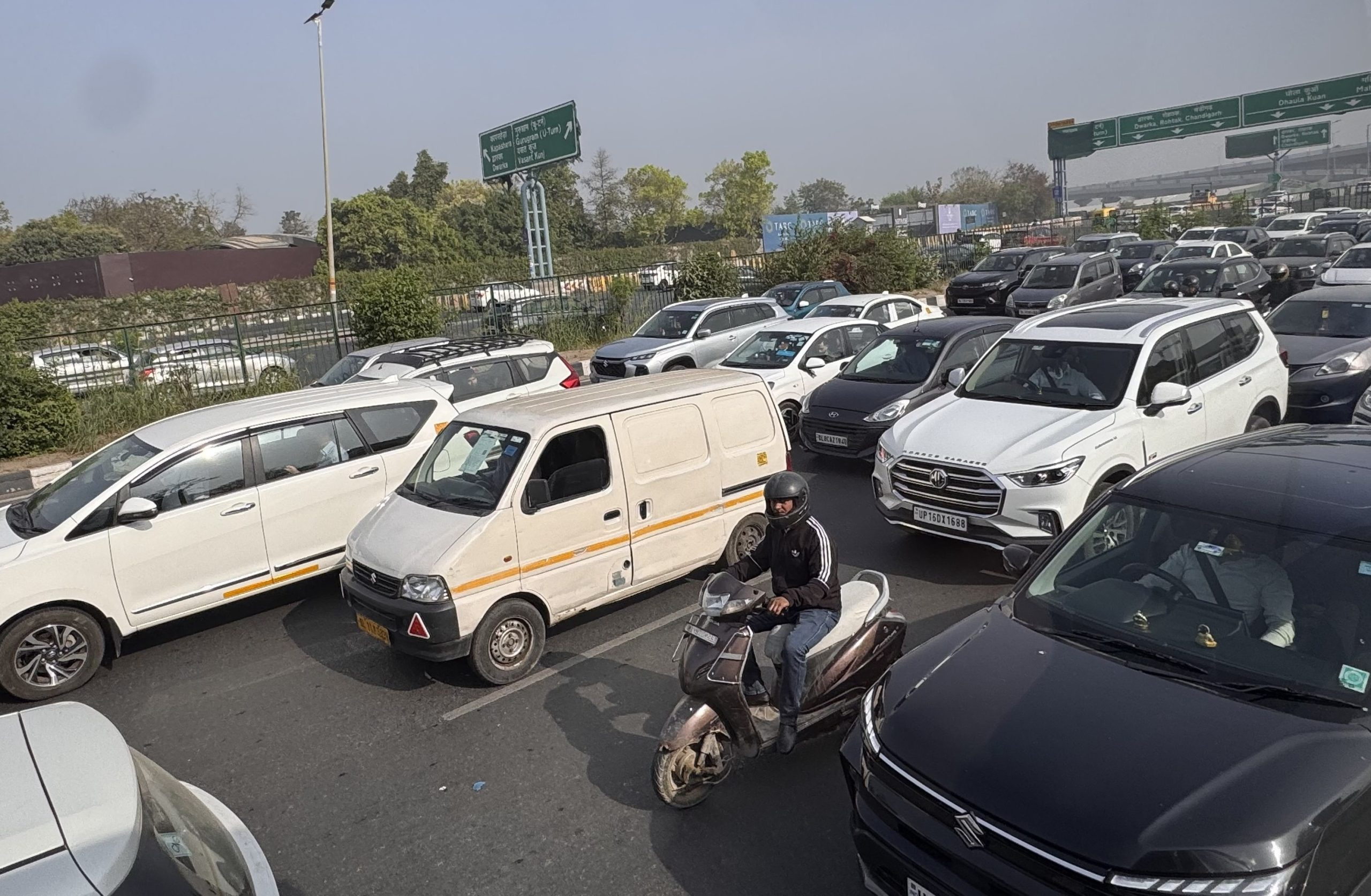 インドに2兆円の民間投資　スズキ・トヨタ・ホンダなど自動車関係も積極化　日印首相が合意