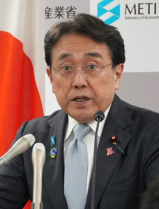 赤澤経産相、EUの産業加速法案　日本生産車除外の動きに「あらゆるレベルで懸念を伝達」